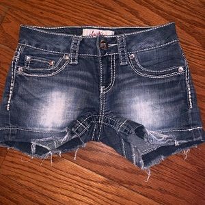 Kids day trip shorts